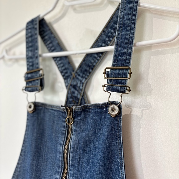 🎉4/30$🎉 Guess Denim Zip-Front Dress Overall - Size 12 (Fits XS) - Picture 2 of 9